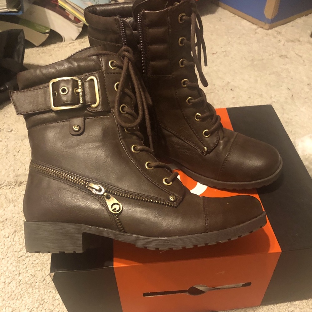 Guess ankle boot